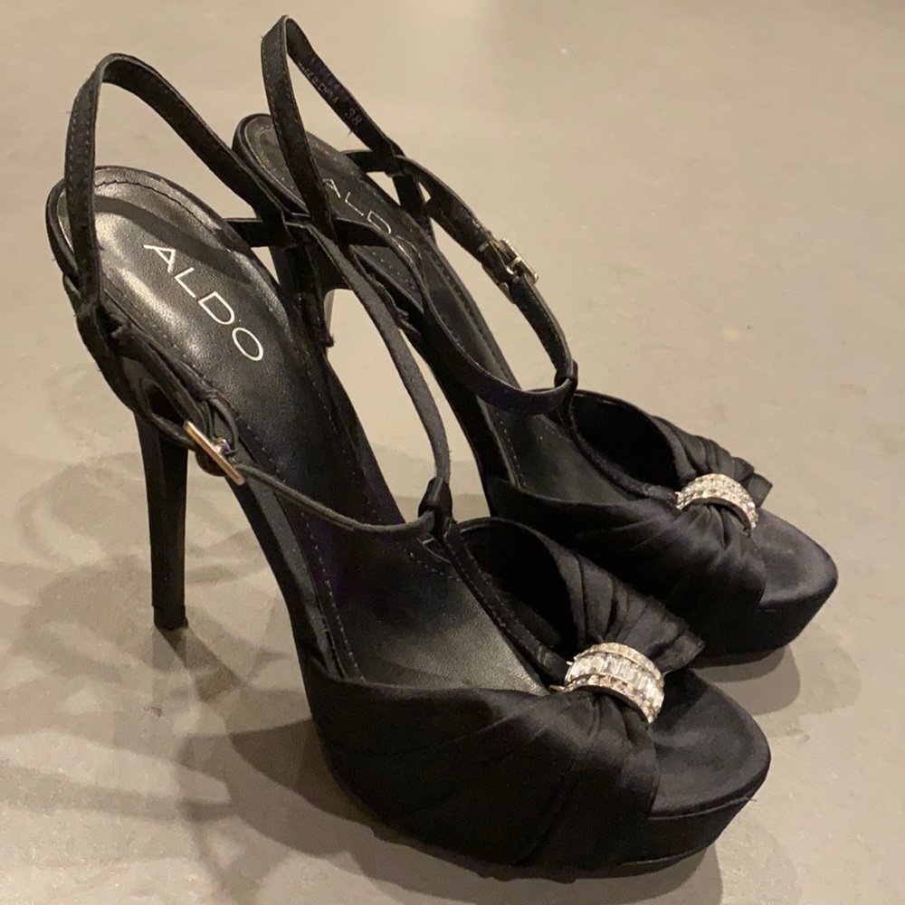 Aldo Satin sandals 38